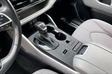 Used 2022 Ruby Flare Pearl Toyota LE image 27