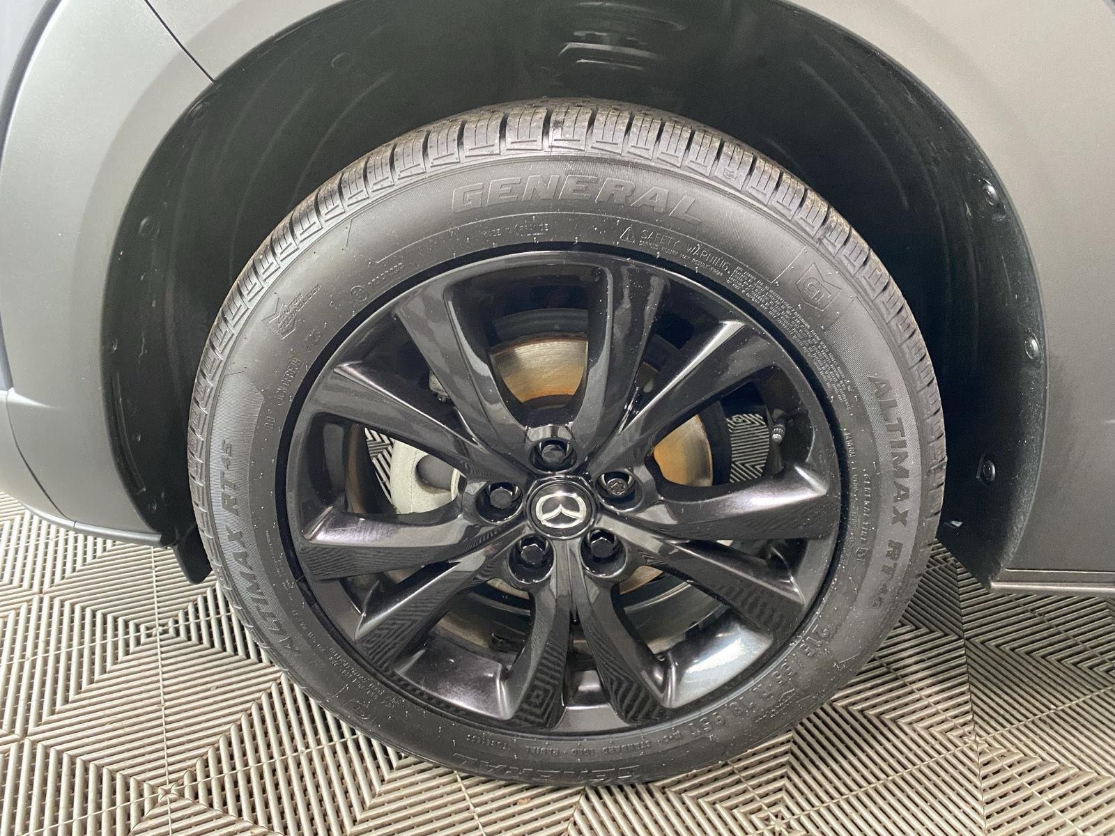 Used 2024 Polymetal Gray Metallic Mazda 2.5 S Carbon Edition image 17