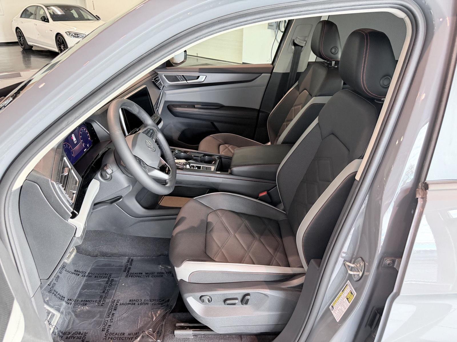 Used 2024 Pure Gray Volkswagen 2.0T Peak Edition SE w/Technology image 38