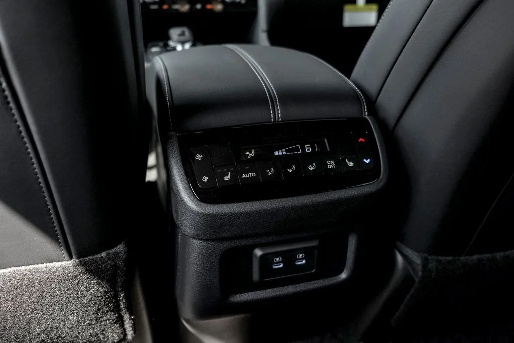 New 2027 MINERAL BLACK INFINITI Luxe AWD image 19