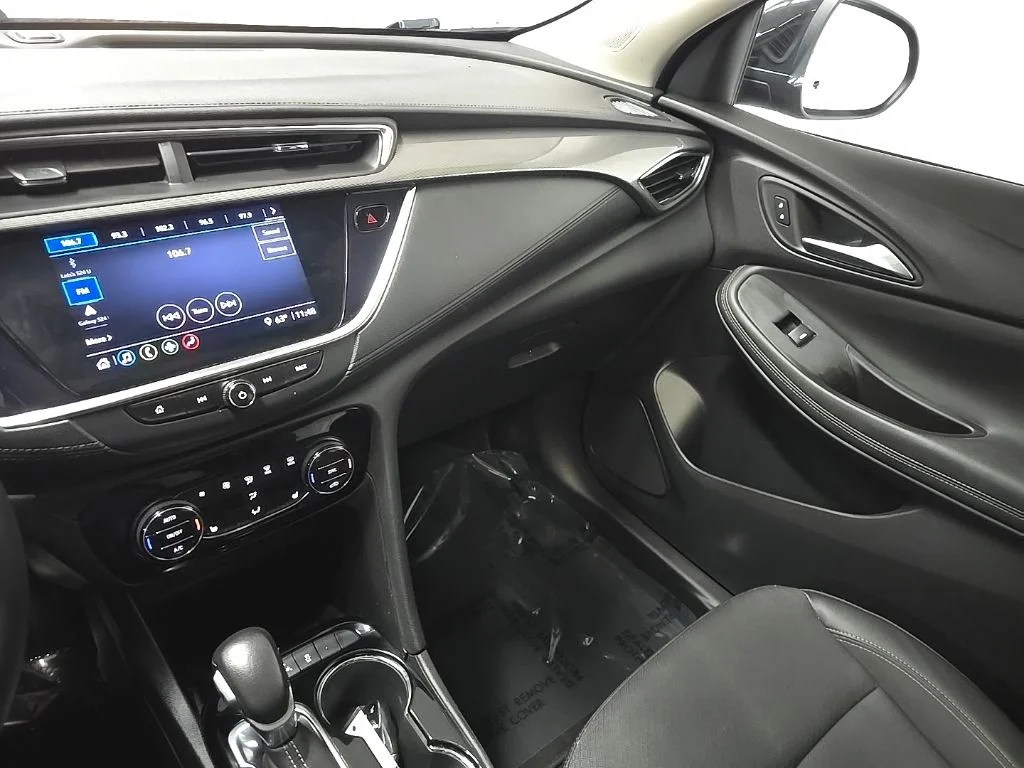 Used 2023 Black Buick Select image 26