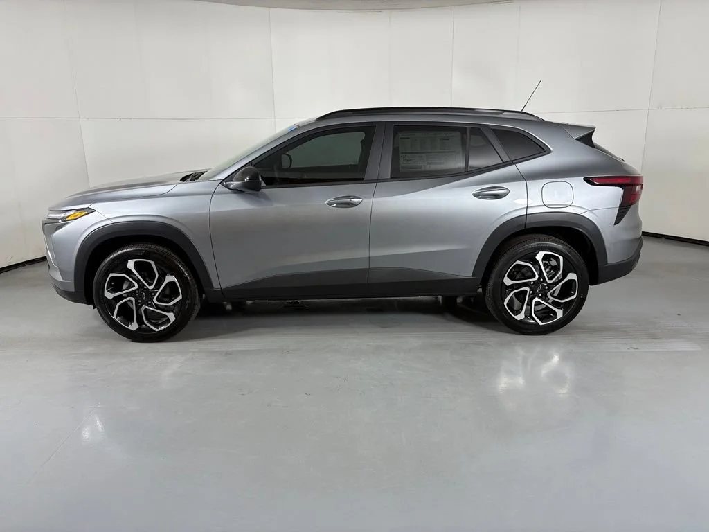 New 2026 Sterling Gray Metallic Chevrolet 2RS image 6