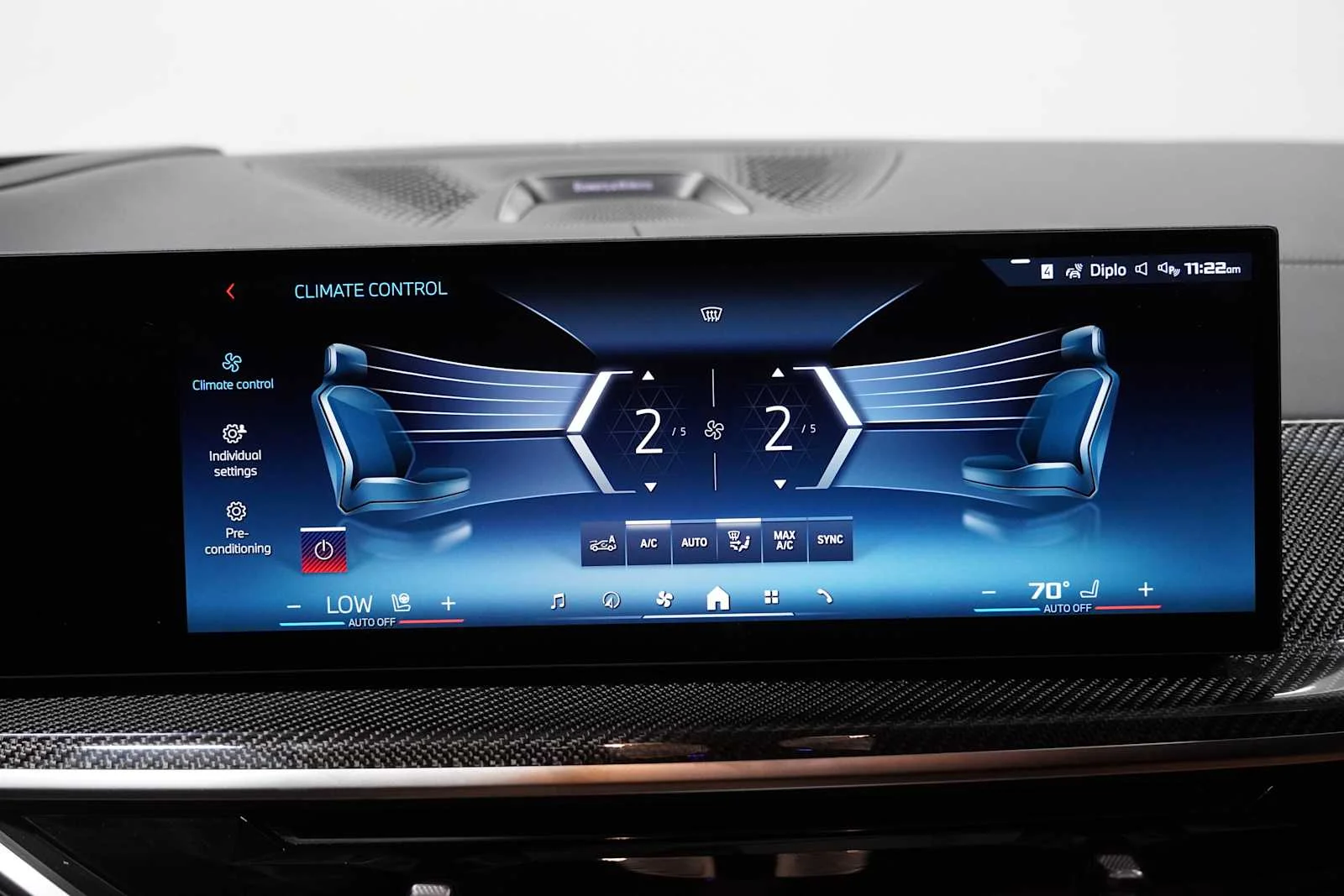 Used 2026 Skyscraper Grey Metallic BMW M60i image 18