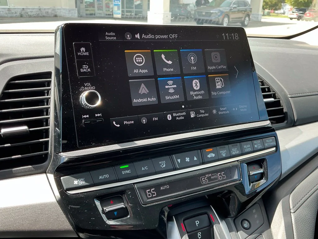 Used 2025  Honda EX-L image 44