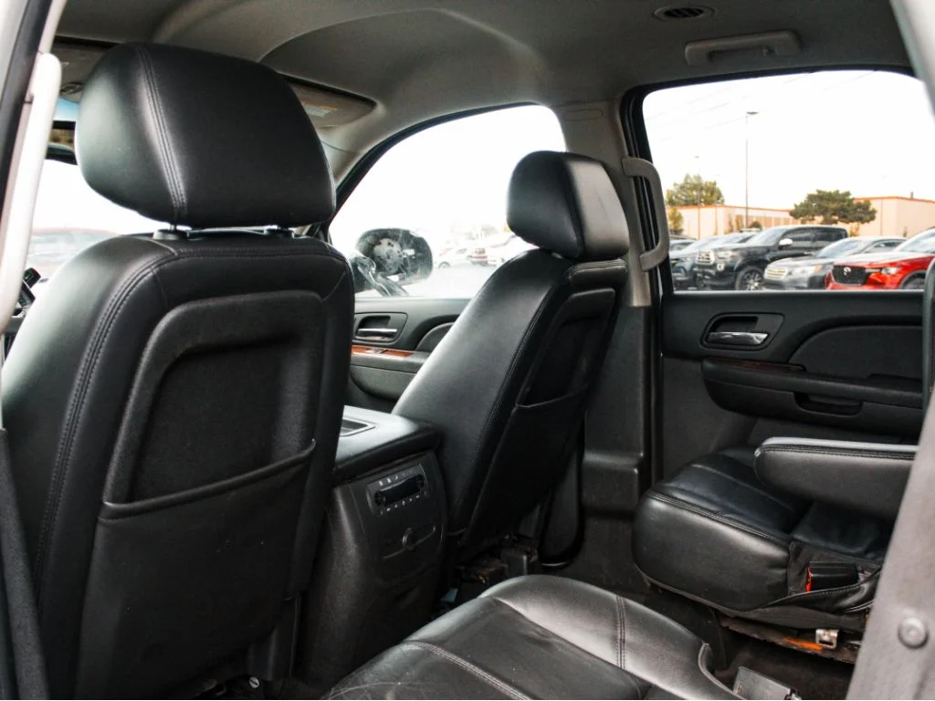 Used 2014 Summit White Chevrolet LT image 21