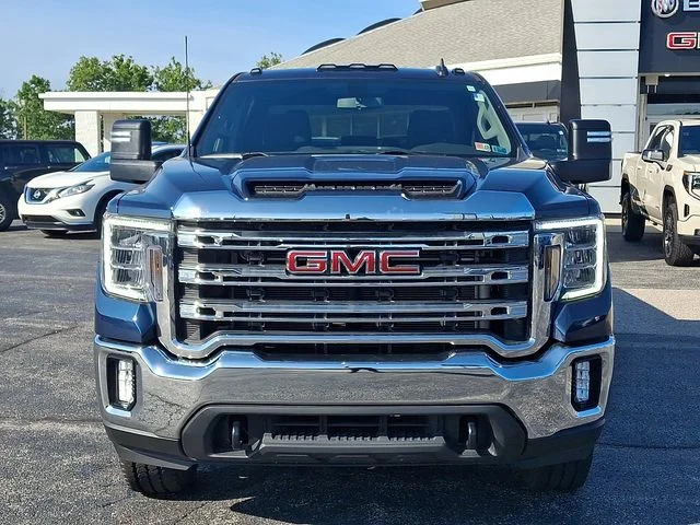 Used 2022 Blue GMC SLE image 7