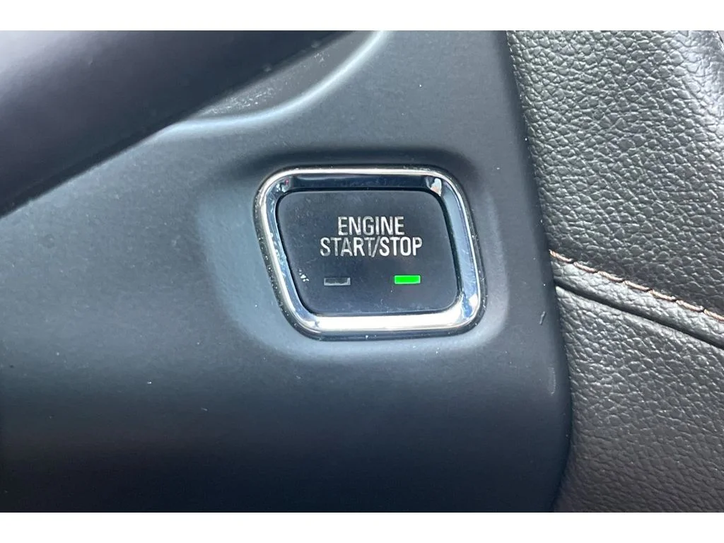 Used 2017 Iridium Metallic GMC SLE image 34