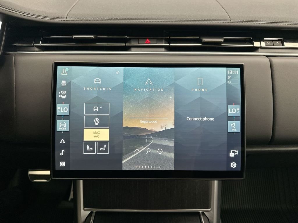 New 2026 Santorini Black Land Rover SE image 21