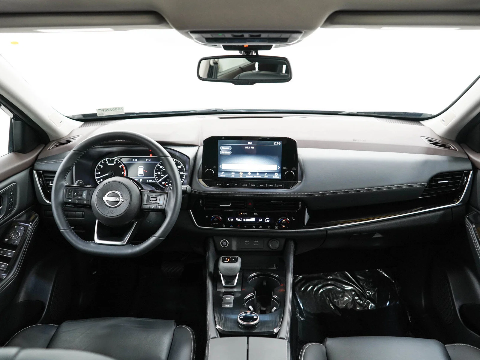 Used 2023 Super Black Nissan SL image 13