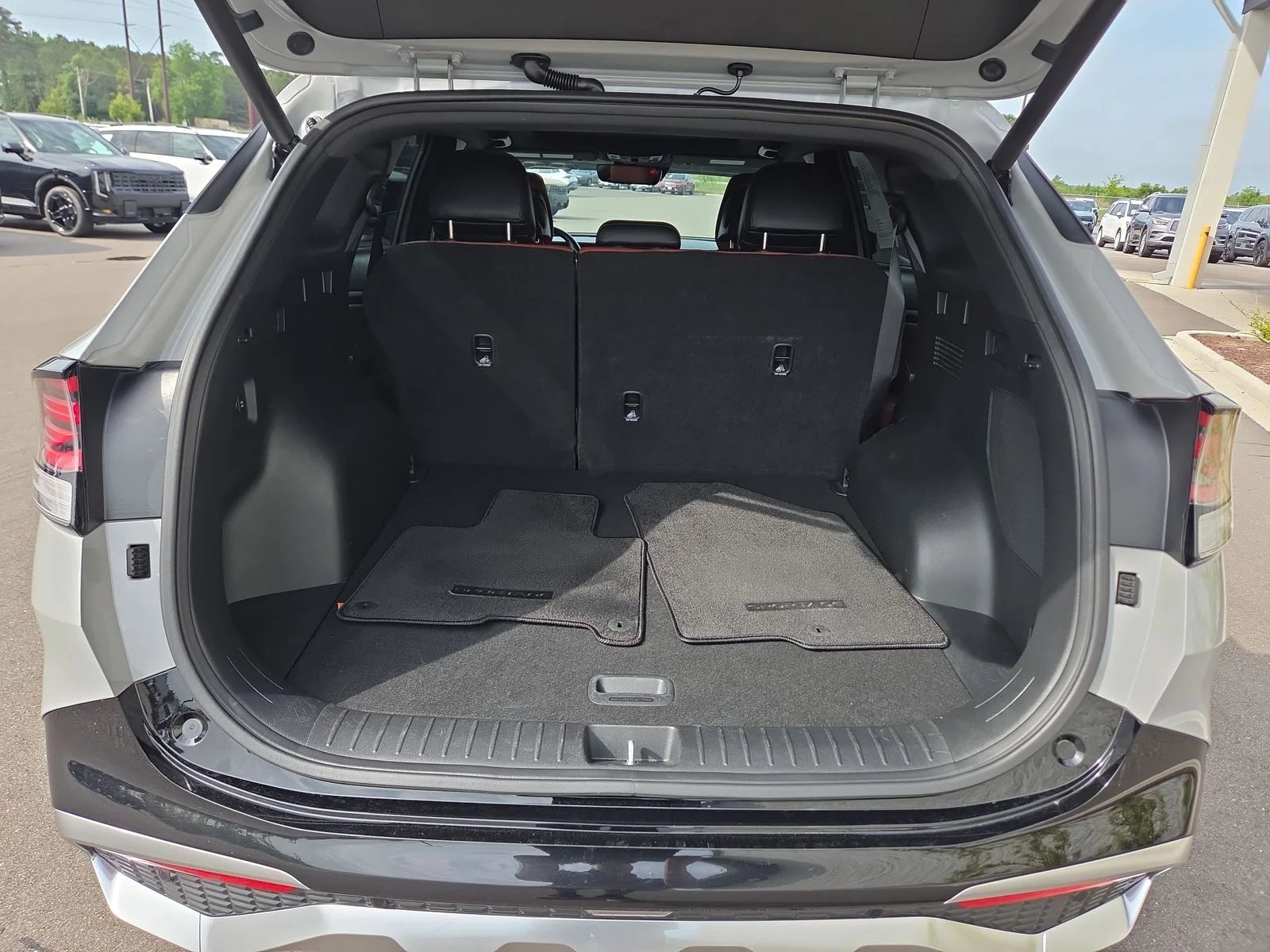 Certified Used 2024 Wolf Gray Kia SX-Prestige image 24