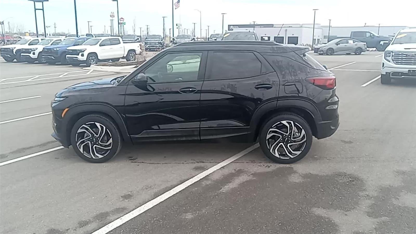 New 2026 Mosaic Black Metallic Chevrolet RS image 5