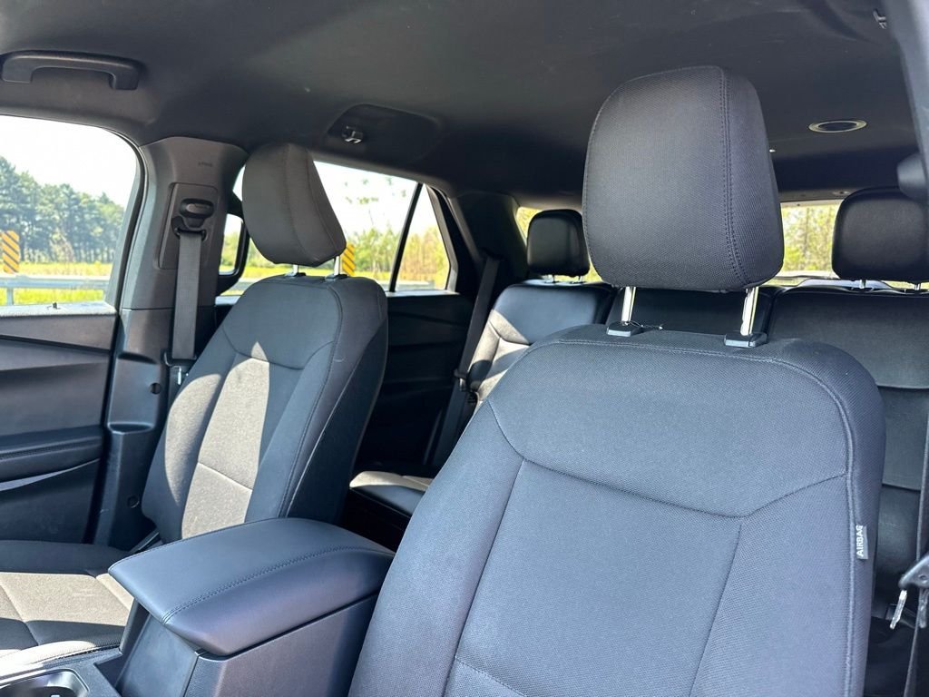 Used 2020 Beige Ford Base image 15