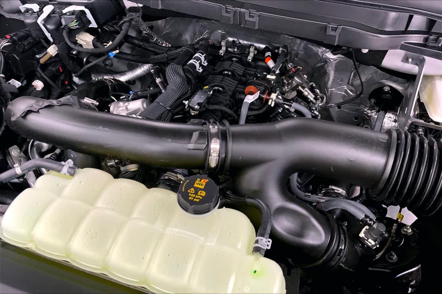 New 2026 Avalanche Ford Platinum® image 16