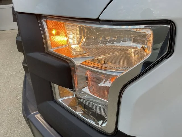 Used 2016 White Ford XL image 4