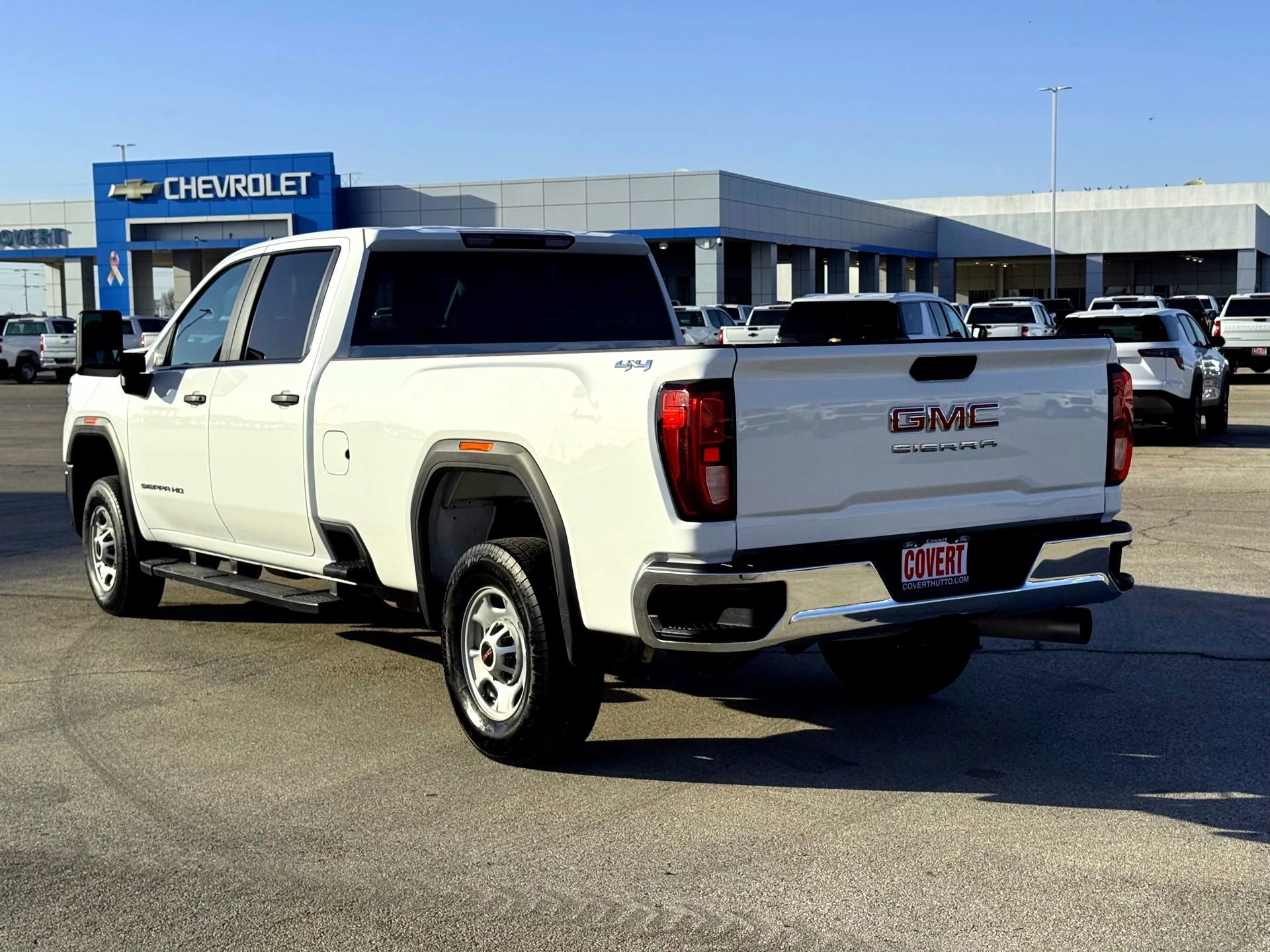 Used 2024 Summit White GMC Pro image 9