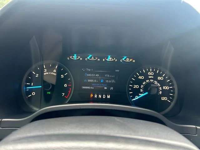 Used 2019 Oxford White Ford XLT image 15