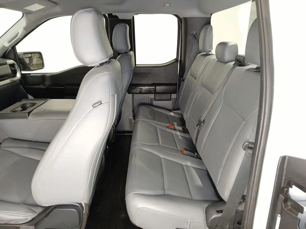 Used 2021 White Ford XL image 10