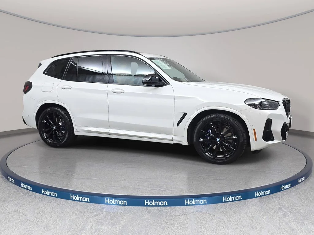 Used 2023 Alpine White BMW M40i image 3