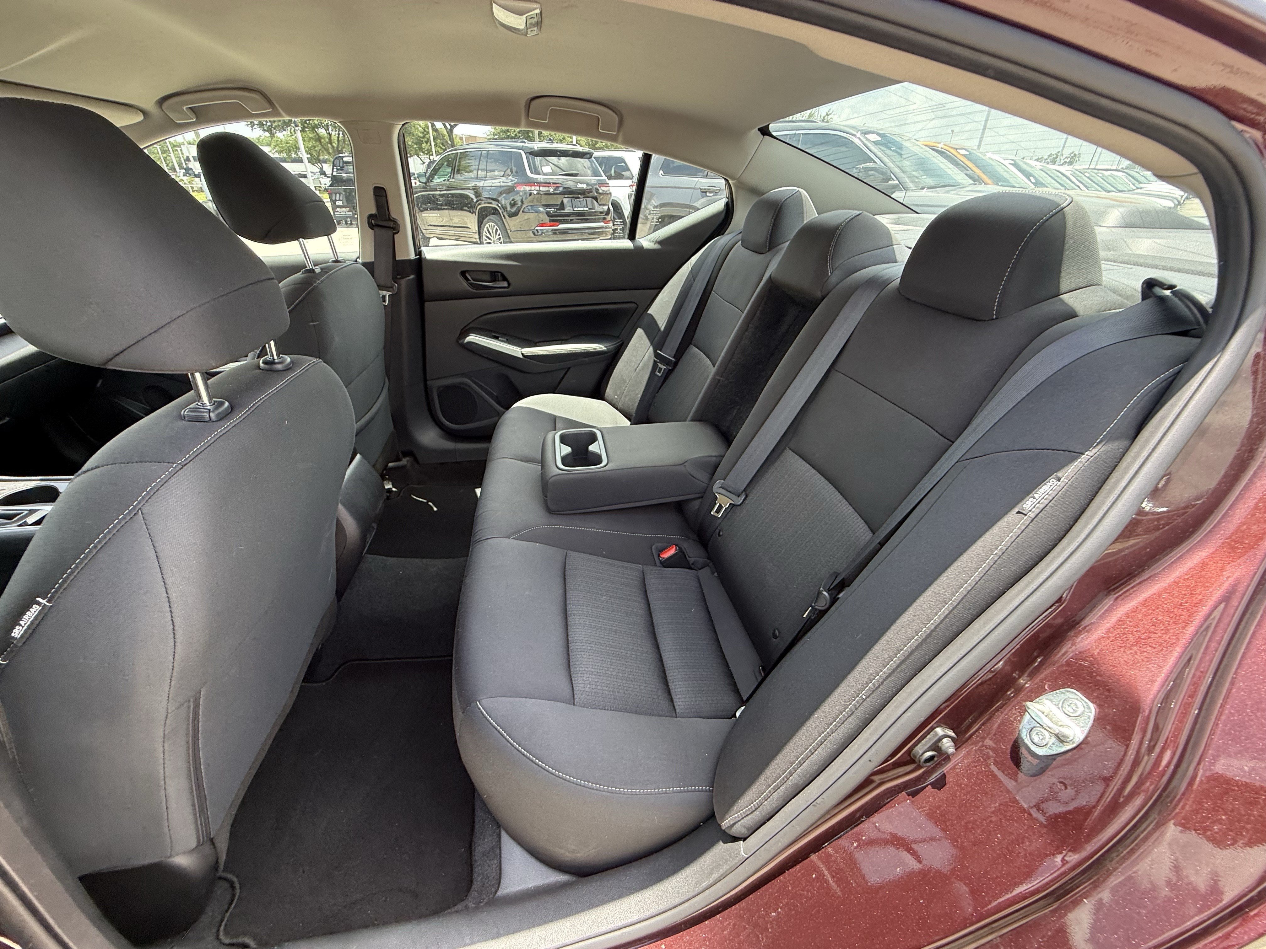 Used 2025 Garnet Pearl Metallic Nissan  image 28