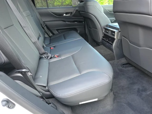 2026 Lexus LX 700h Luxury - Photo 13