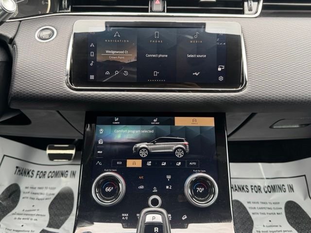 Used 2022 Fuji White Land Rover Dynamic image 26