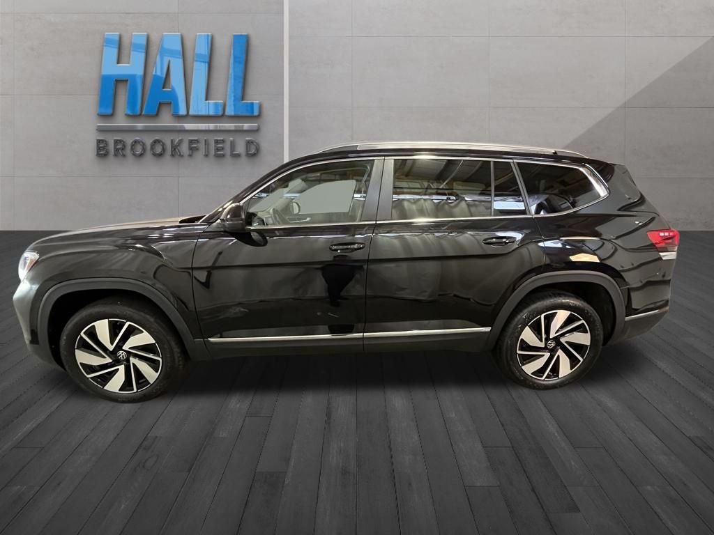 Certified Used 2024 Black Volkswagen 2.0T SEL image 3