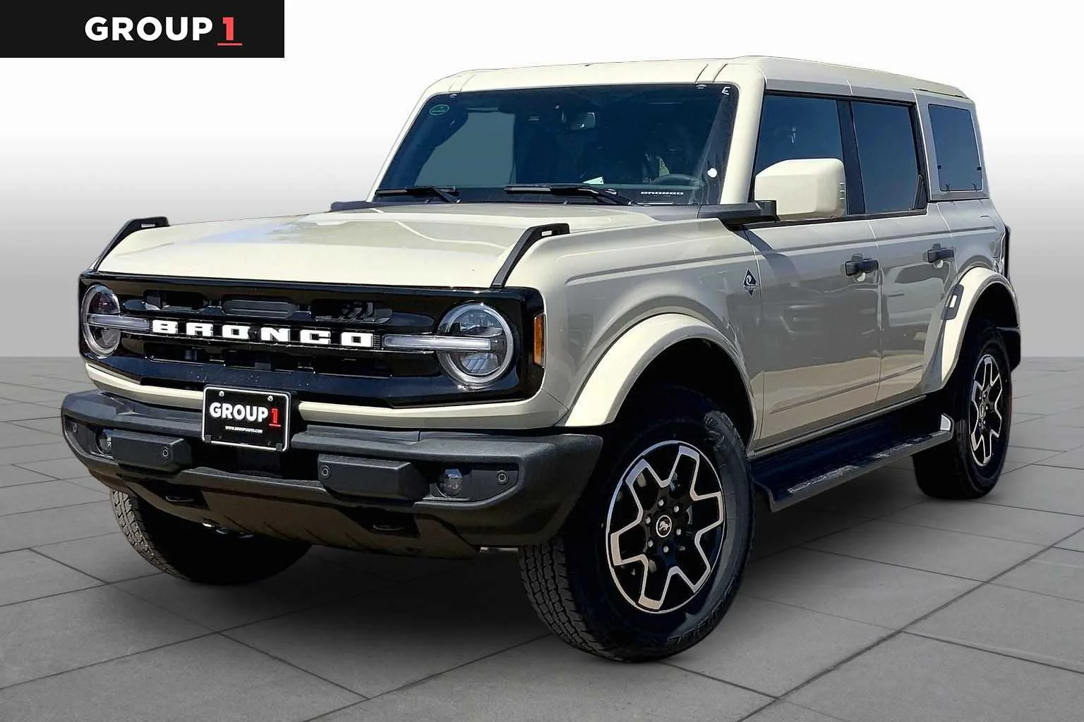 2026 Ford Bronco Outer Banks 4x4's photo