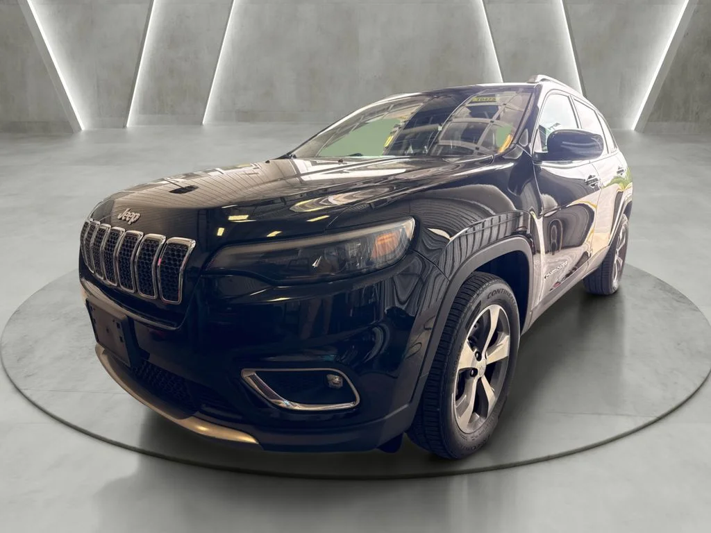 Used 2019 Black Jeep Limited image 3
