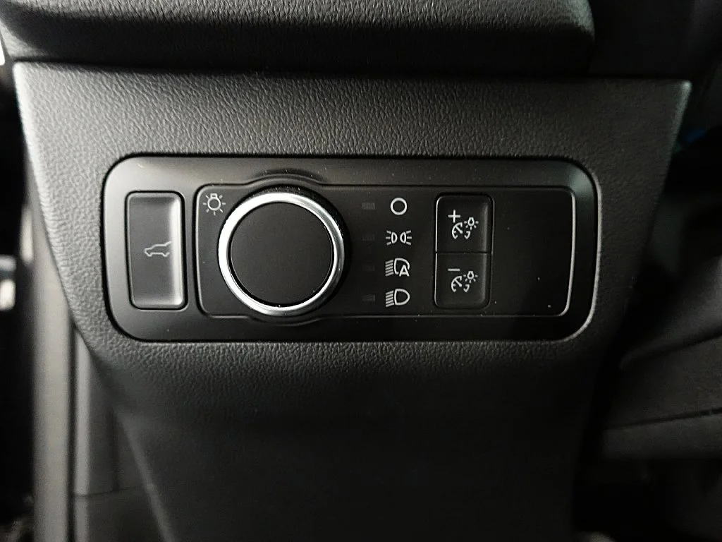 Used 2023 Black Ford ST-Line image 18