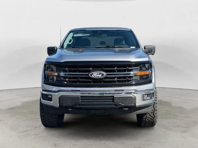 Used 2024 Silver Ford XLT image 3