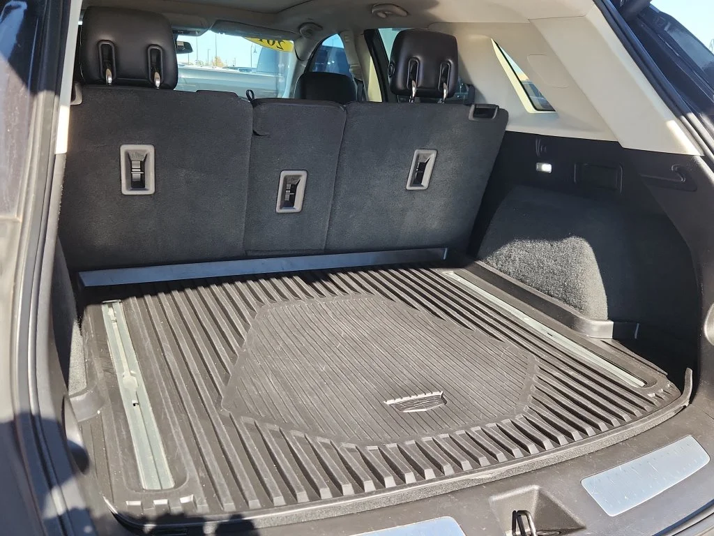 Used 2018 Gray Cadillac Luxury image 12