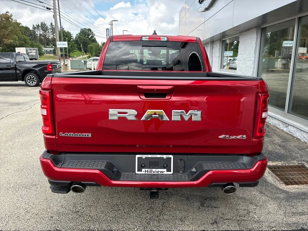 New 2026 Molten Red Pearl-Coat Exterior Paint RAM Laramie image 4