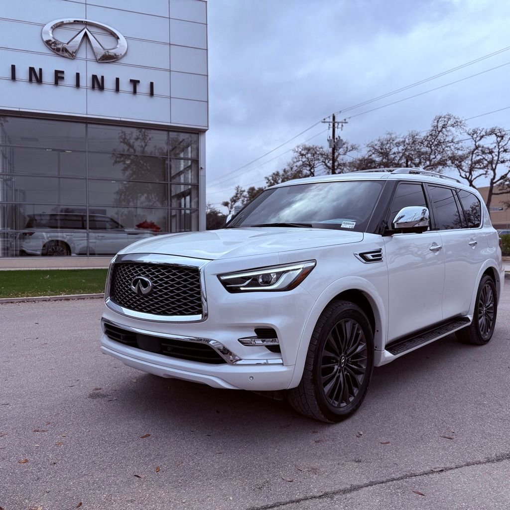 2023 INFINITI QX80