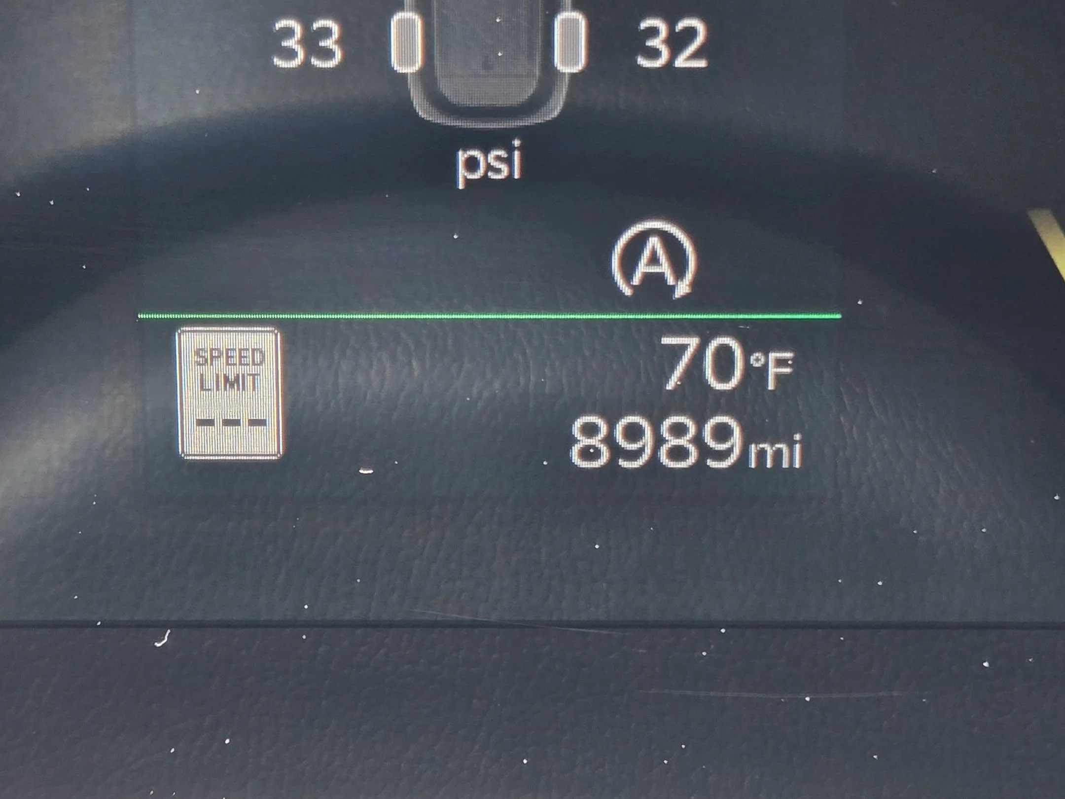 Used 2025 Glacial White Pearl Kia EX image 16