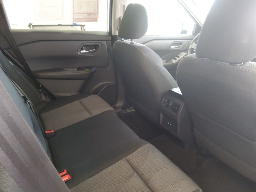 Used 2025 Silver Nissan SV image 17