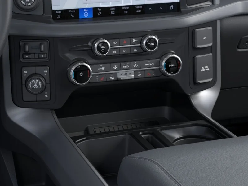 New 2025 Agate Black Metallic Ford XLT image 38