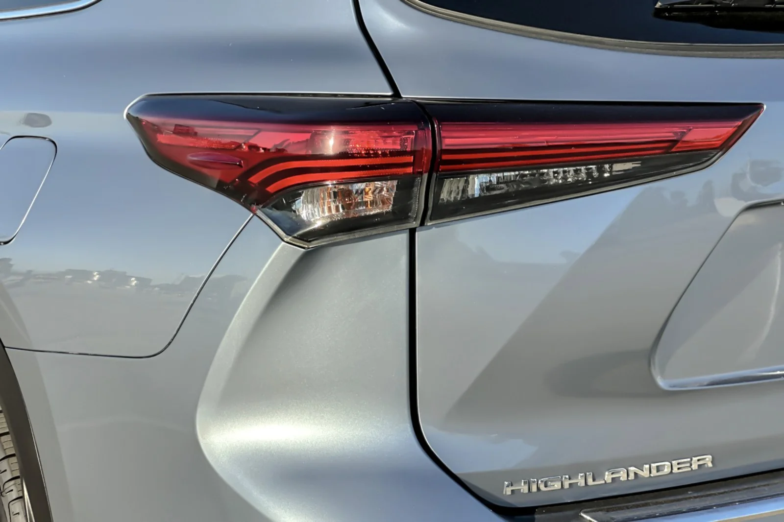Certified Used 2022 Moon Dust Toyota Platinum image 27