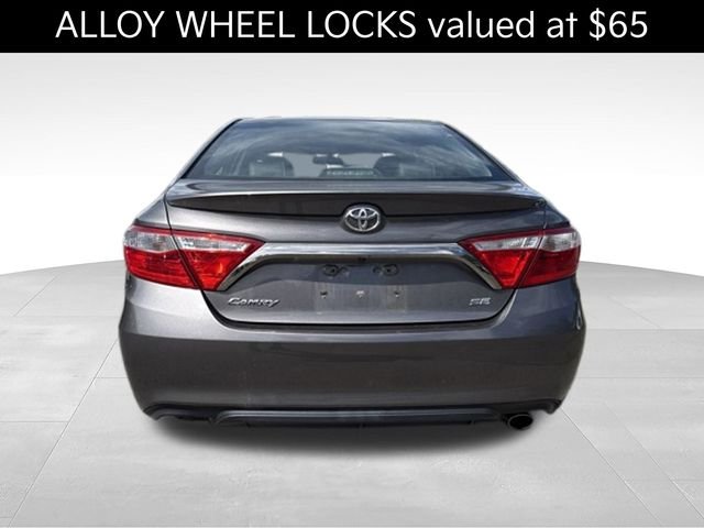 Used 2016 Gray Toyota SE image 5