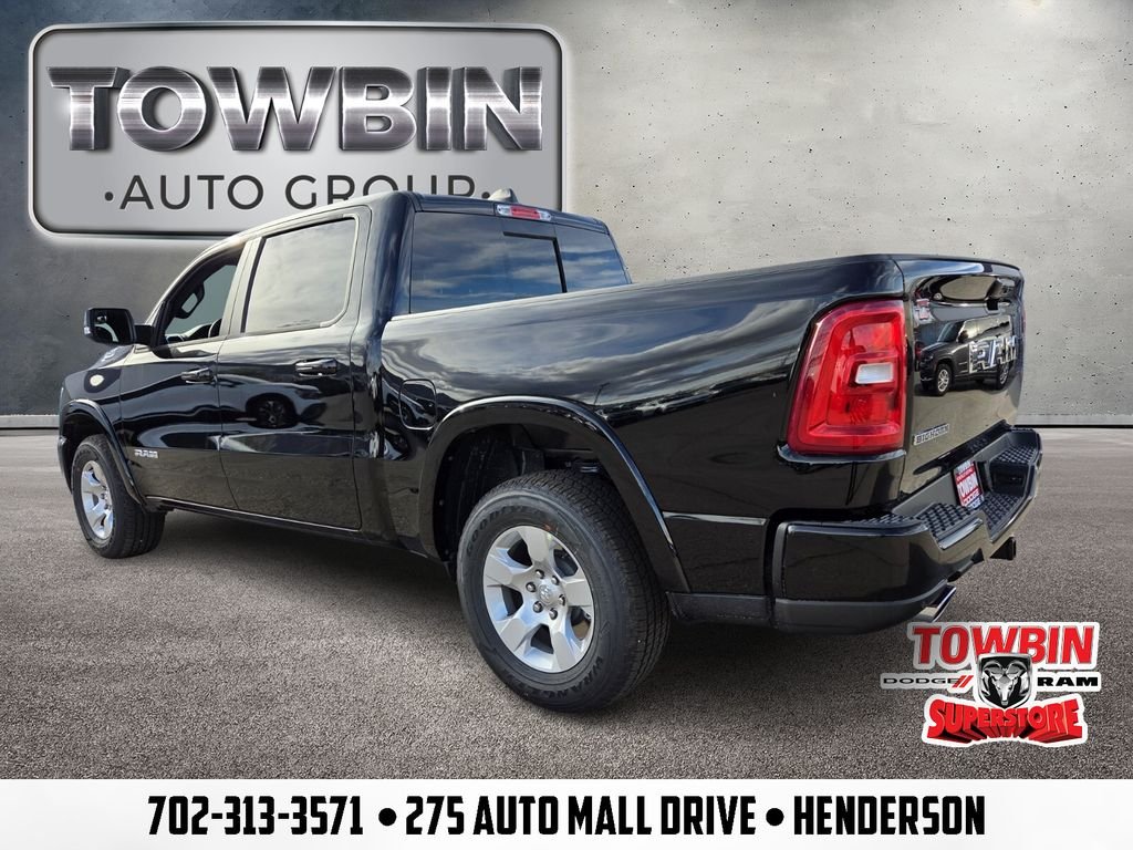 New 2026 Diamond Black Crystal Pearl-Coat Exterior Paint RAM Big Horn/Lone Star image 4