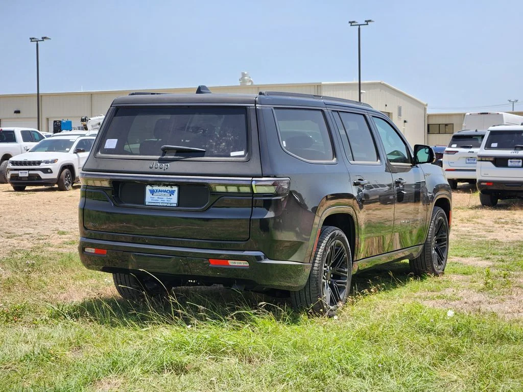 New 2026 High Gloss Black Jeep Limited Reserve image 4