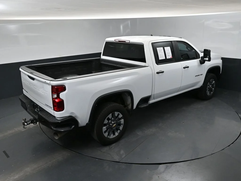 Used 2024 Summit White Chevrolet Custom image 38