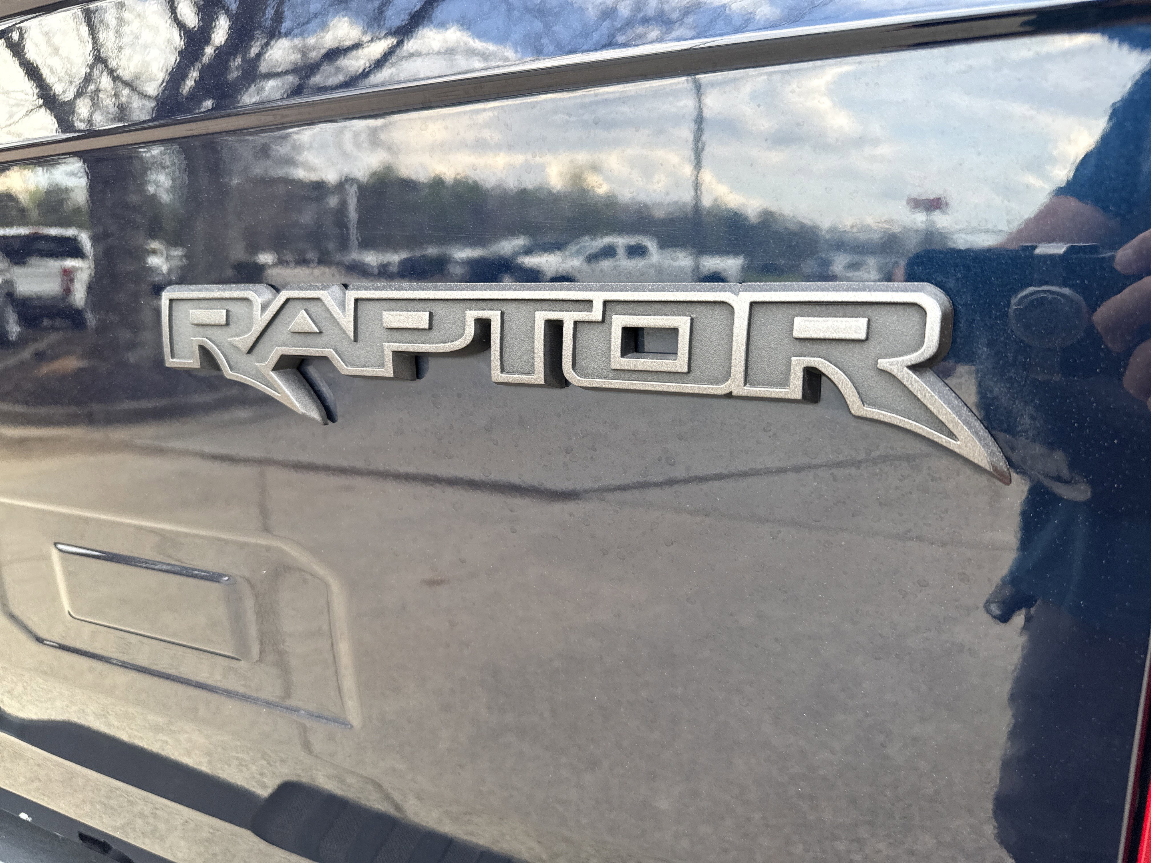 Used 2022 Blue Metallic Ford Raptor image 18