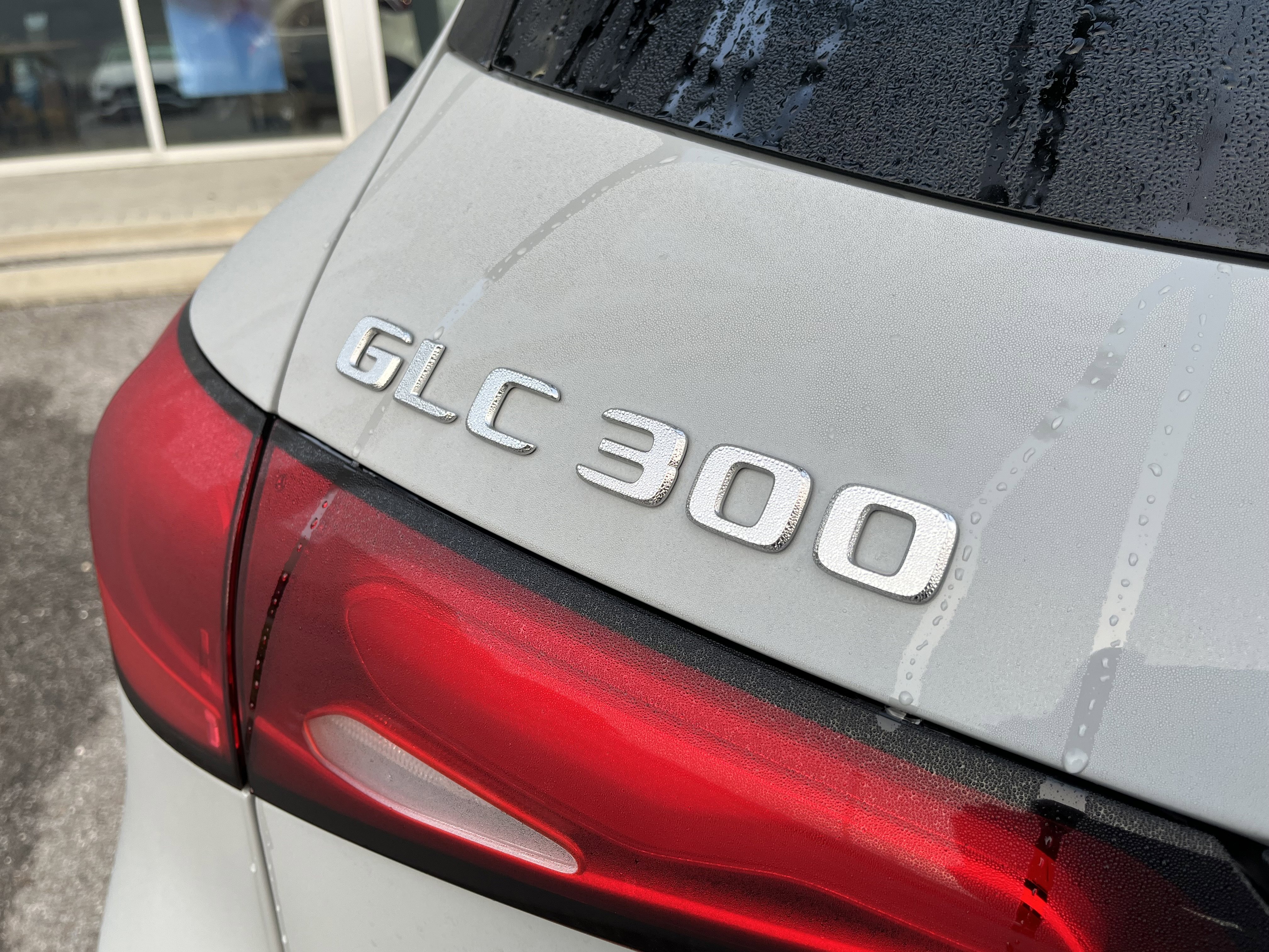New 2026 MANUFAKTUR Alpine Grey Mercedes-Benz GLC 300 image 6