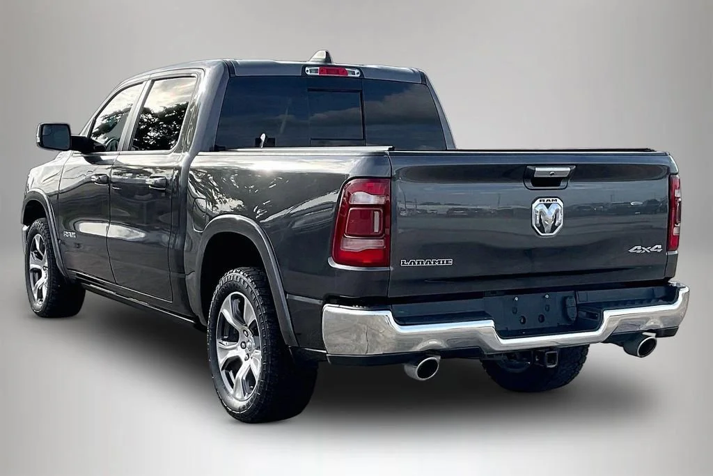 Used 2022  Ram Laramie image 4