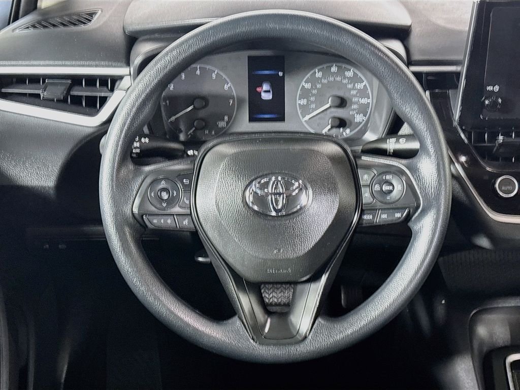 Used 2025  Toyota LE image 13