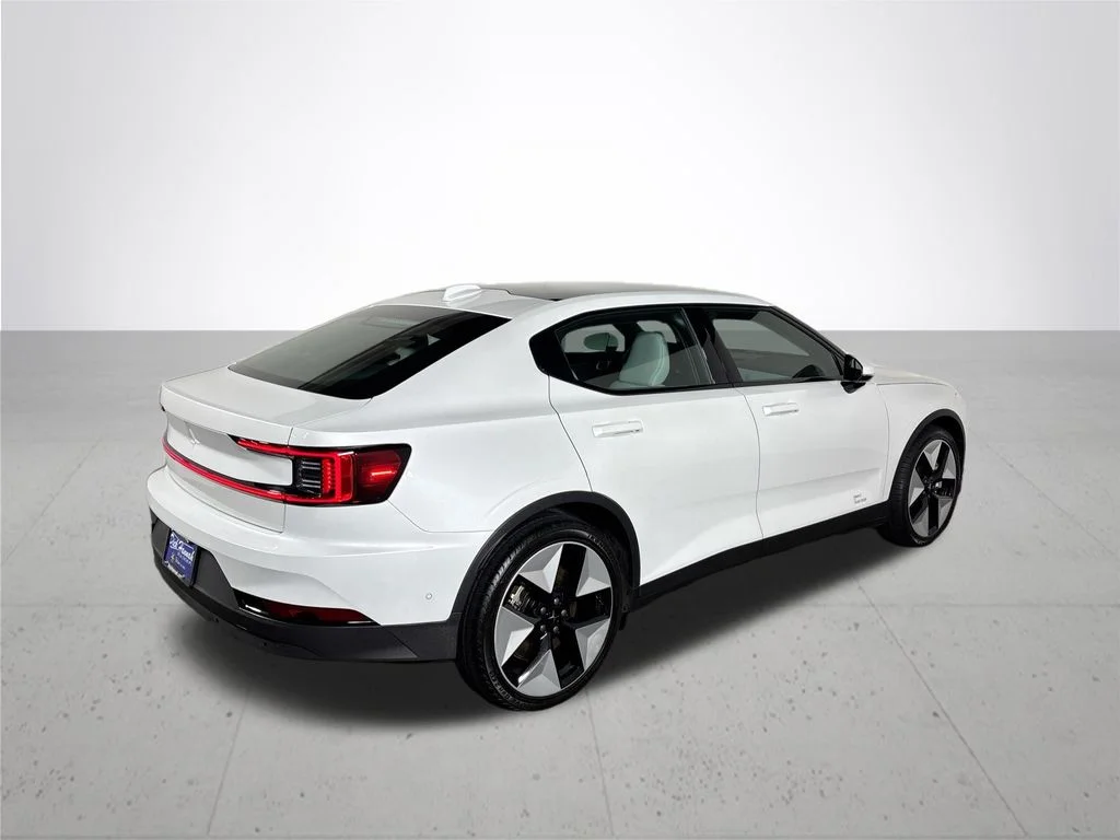 Used 2024 White Polestar Long Range Dual Motor image 6