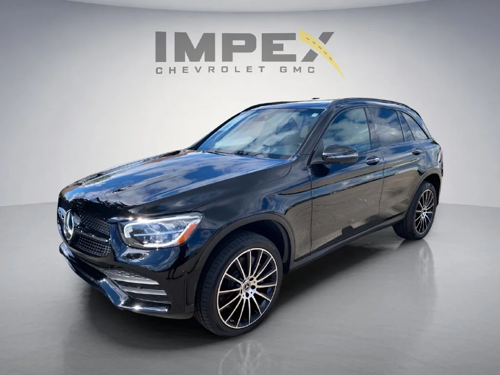Used 2022 Black Mercedes-Benz GLC 300 image 1