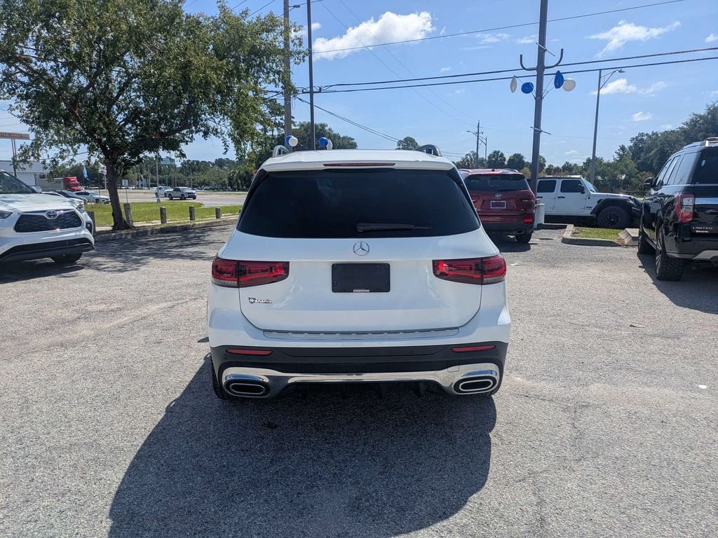 Used 2020 White Mercedes-Benz GLB 250 image 4