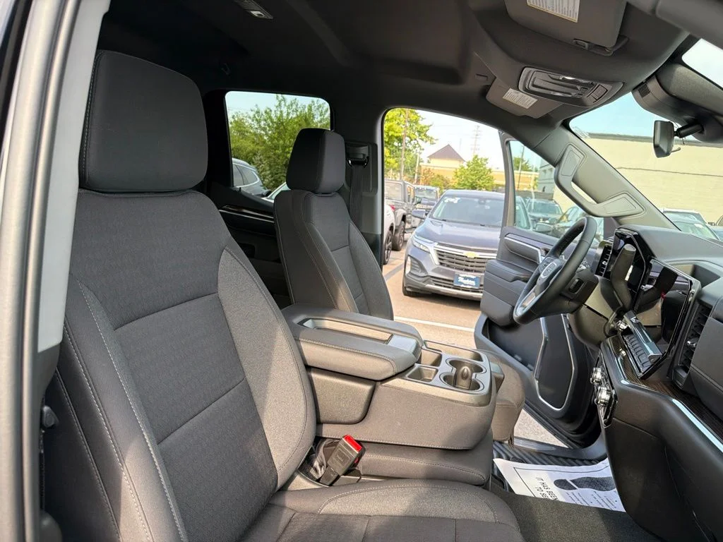 Used 2023 Black GMC Elevation image 23