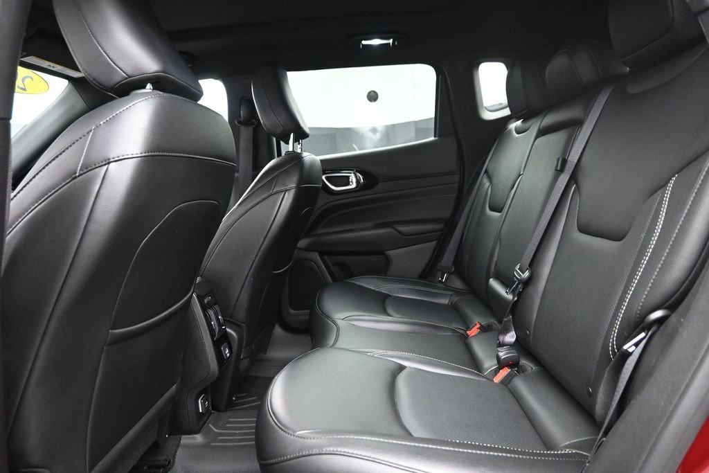 Used 2022 Red Jeep Limited image 12